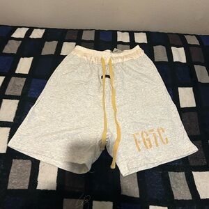 Fear of god essentials sweat shorts